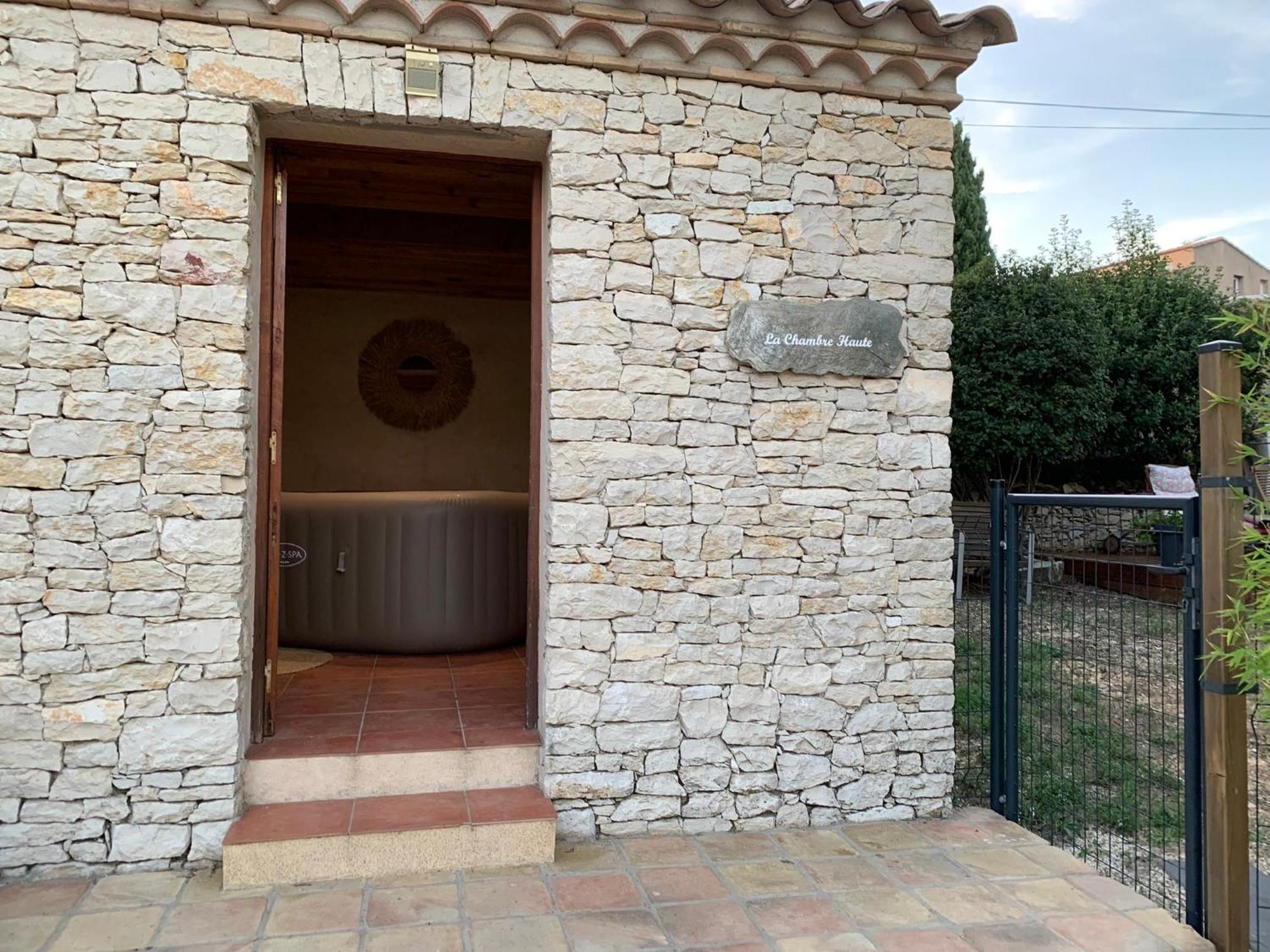La Chambre Haute Nîmes Zewnętrze zdjęcie